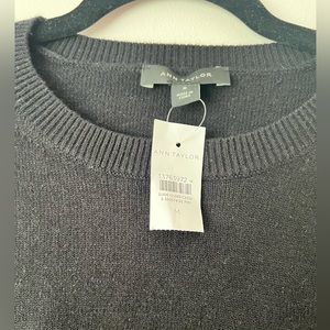 Ann Taylor Short Sleeve Puff Sweater